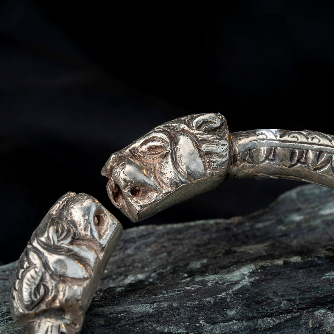 Antique Kada