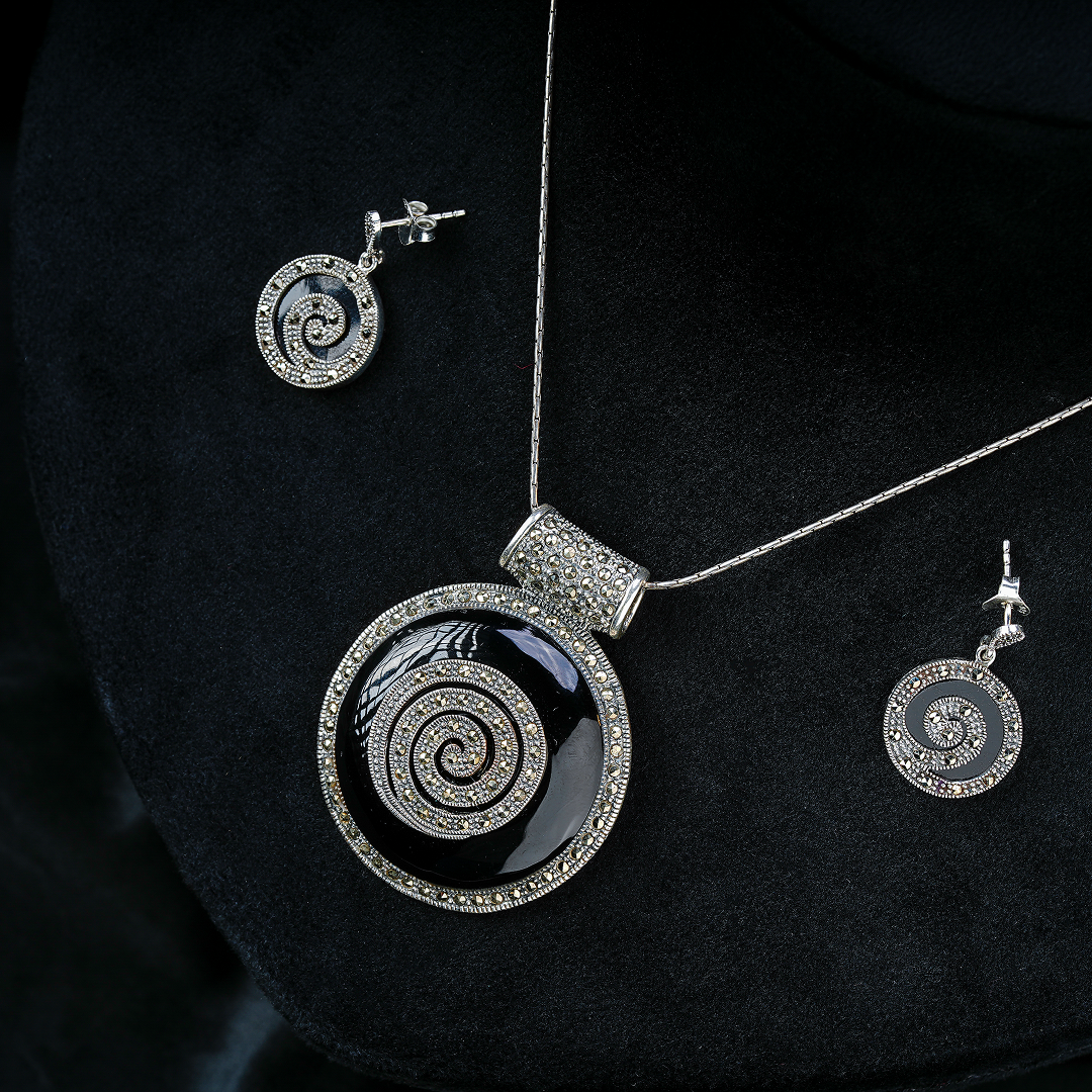 Eclipse Spiral Jewelry Set
