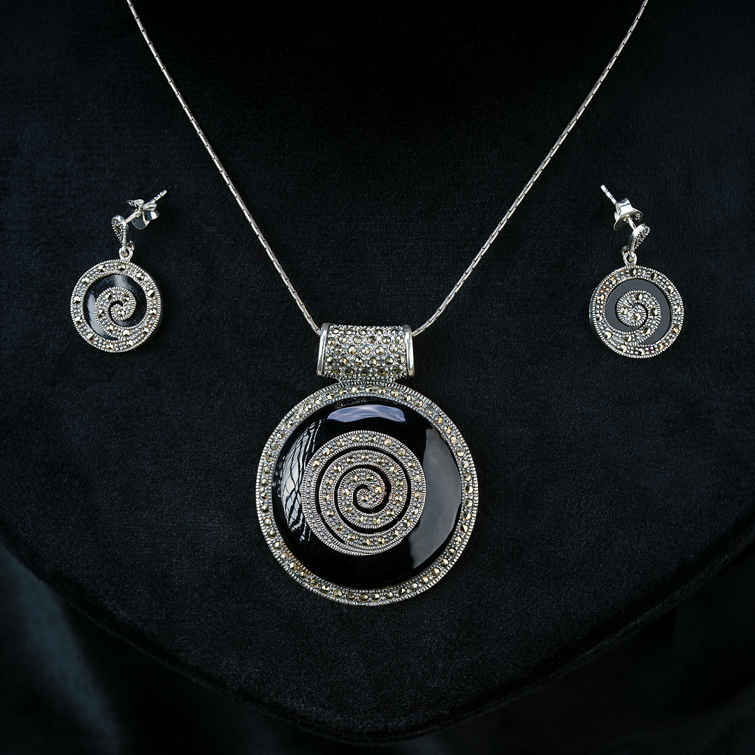 Eclipse Spiral Jewelry Set