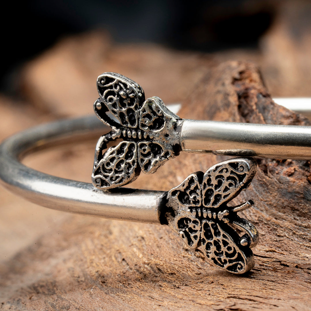 Cute butterflies silver bracelet - adjustable