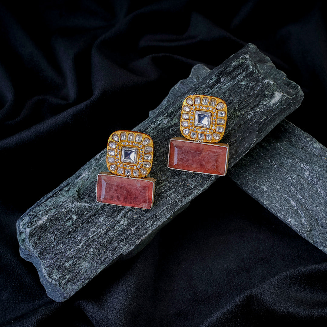 Regal Quartz Kundan Studs