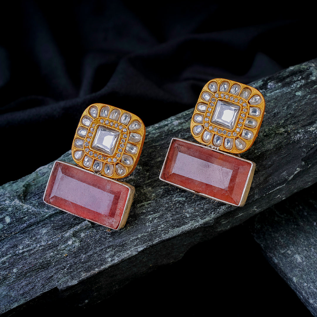 Regal Quartz Kundan Studs